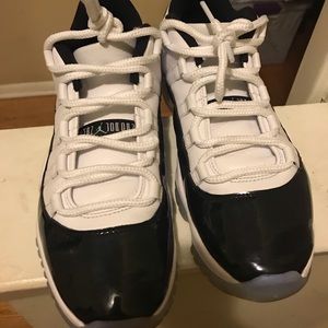 Air Jordan 11’s basketball sneakers